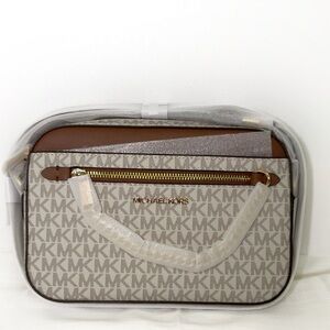 NWT✨ MICHAEL KORS Jet Set Large Logo Crossbody Bag Vanilla/Acorn